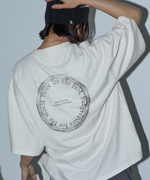 Anchor Smith(アンカー スミス)の「ヴィンテージ加工 オーバーサイズ アソートデザイン 半袖Tシャツ(Tシャツ/カットソー・レディース・ブラック/オフホワイト/ブラック系・M/L)」の2枚目の写真