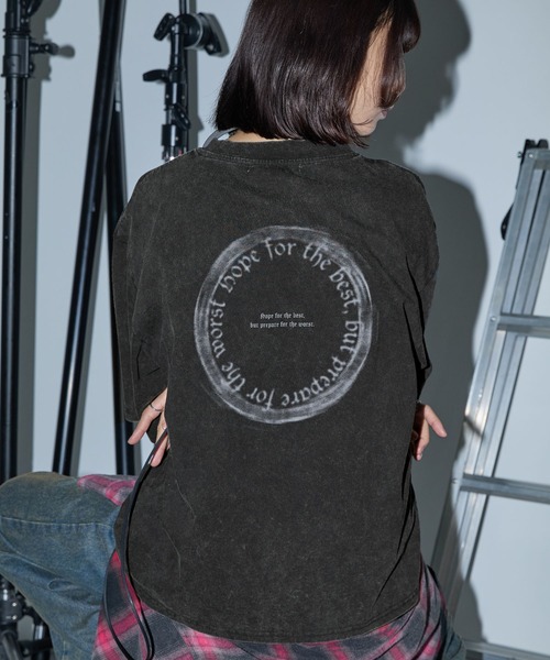 Anchor Smith(アンカー スミス)の「ヴィンテージ加工 オーバーサイズ アソートデザイン 半袖Tシャツ(Tシャツ/カットソー・レディース・ブラック/オフホワイト/ブラック系・M/L)」の8枚目の写真