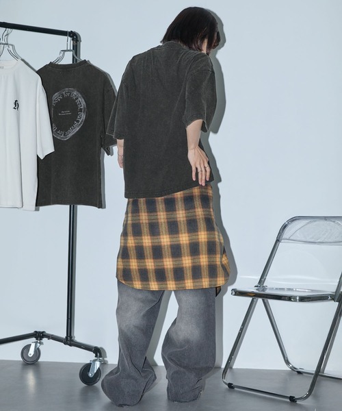 Anchor Smith(アンカー スミス)の「ヴィンテージ加工 オーバーサイズ アソートデザイン 半袖Tシャツ(Tシャツ/カットソー・レディース・ブラック/オフホワイト/ブラック系・M/L)」の21枚目の写真
