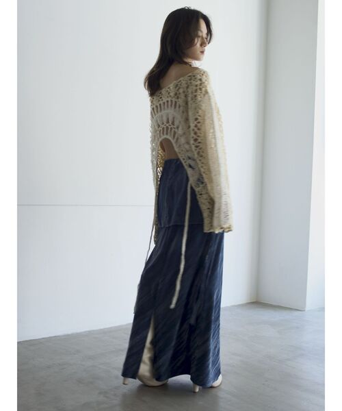 Htage（テージ）の「【Htage】バックオープンハンドデザインニット（ニット/セーター・レディース・アイボリー/ブラック・FREE）」の4枚目の写真