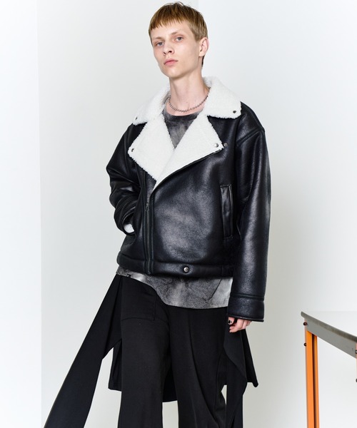 AFF AIVER（エイエフエフアイバー）の「AFF AIVER　フェイクムートンダブルライダース（ライダースジャケット・メンズ・ブラック/ホワイト×ブラック・LARGE/MEDIUM/SMALL）」の3枚目の写真