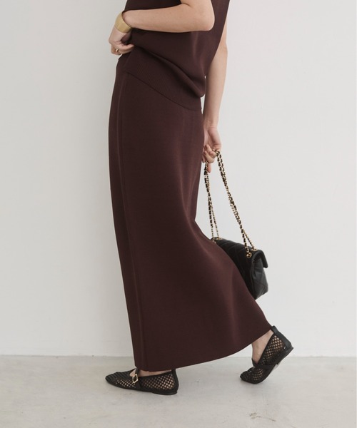 ANGIE（アンジー）の「【セットアップ対応】Iライン ニット ナロースカート（スカート・レディース・ブラウン/ベージュ/アイボリー/ブラック・FREE）」の18枚目の写真