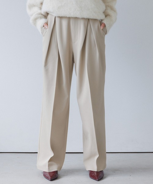 SENEE（セニー）の「high waist cross tuck slacks（ハイウエストクロスタックスラックス）（スラックス・レディース・ベージュ/ブラック・MEDIUM/SMALL）」の2枚目の写真