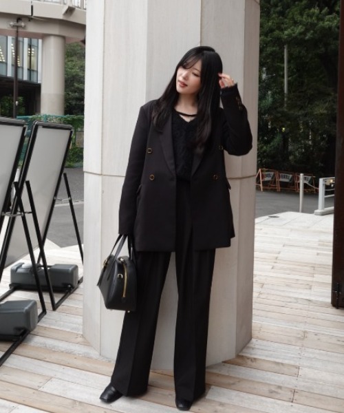 SENEE（セニー）の「high waist cross tuck slacks（ハイウエストクロスタックスラックス）（スラックス・レディース・ベージュ/ブラック・MEDIUM/SMALL）」の21枚目の写真