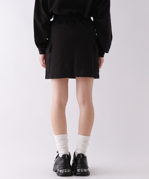 repipi armario(レピピ アルマリオ)の「Acidオフショルセットアップ(セットアップ・キッズ・ピンク系その他/ブラック/ブラック系その他・LARGE/MEDIUM/SMALL)」の15枚目の写真