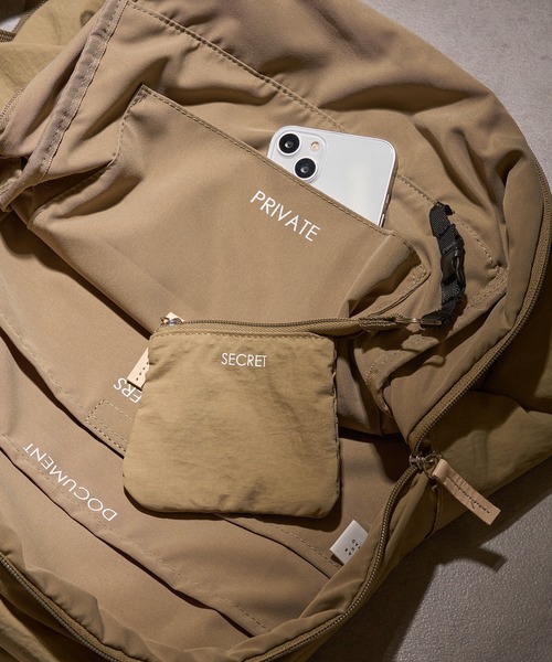 EARTH MADE(アースメイド)の「【EARTH MADE】12POCKET INSIDE PRINT RUCK(バックパック/リュック・レディース・ベージュ/チャコールグレー/ブラウン/ネイビー/ブラック・FREE)」の16枚目の写真