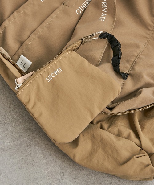 EARTH MADE(アースメイド)の「【EARTH MADE】12POCKET INSIDE PRINT RUCK(バックパック/リュック・レディース・ベージュ/チャコールグレー/ブラウン/ネイビー/ブラック・FREE)」の18枚目の写真