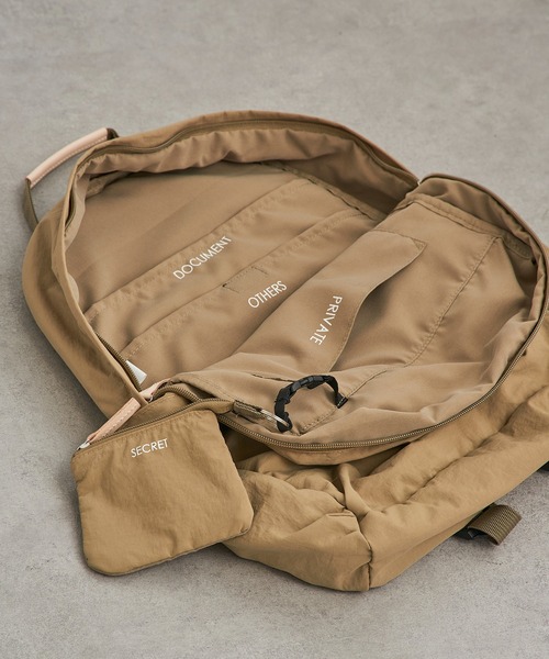 EARTH MADE(アースメイド)の「【EARTH MADE】12POCKET INSIDE PRINT RUCK(バックパック/リュック・レディース・ベージュ/チャコールグレー/ブラウン/ネイビー/ブラック・FREE)」の14枚目の写真