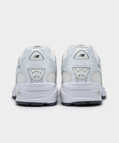 COMME des GARCONS HOMME(コム デ ギャルソン・オム)の「『New Balance U509』 W-NAME WHITE(スニーカー・メンズ・ホワイト・25cm/29cm/28cm/27cm/26cm)」の5枚目の写真