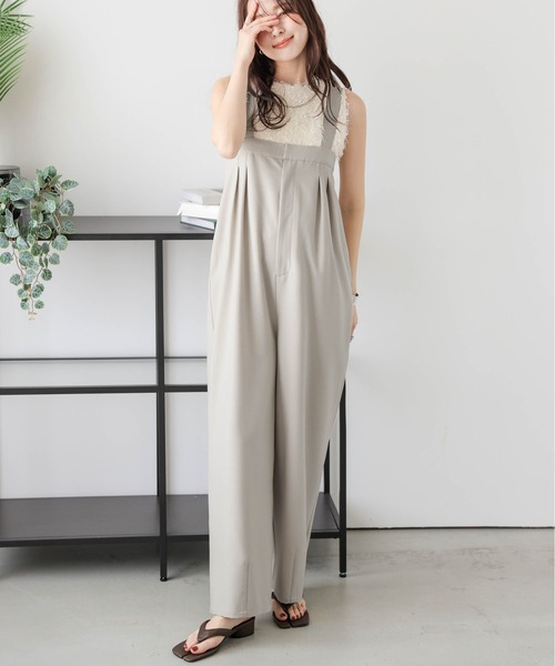 Lajour(ラジュール)の「【日本製】タックデザインサロペット(サロペット/オーバーオール・レディース・ベージュ系/アイボリー/ブラック/グレー・M/L)」の4枚目の写真