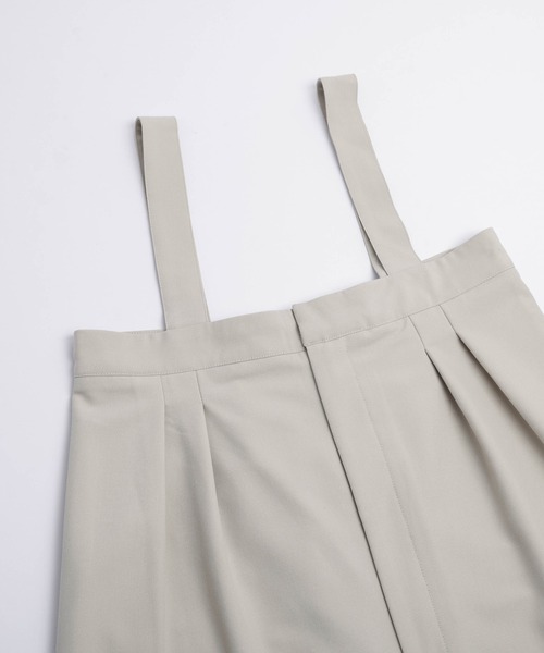 Lajour(ラジュール)の「【日本製】タックデザインサロペット(サロペット/オーバーオール・レディース・ベージュ系/アイボリー/ブラック/グレー・M/L)」の13枚目の写真