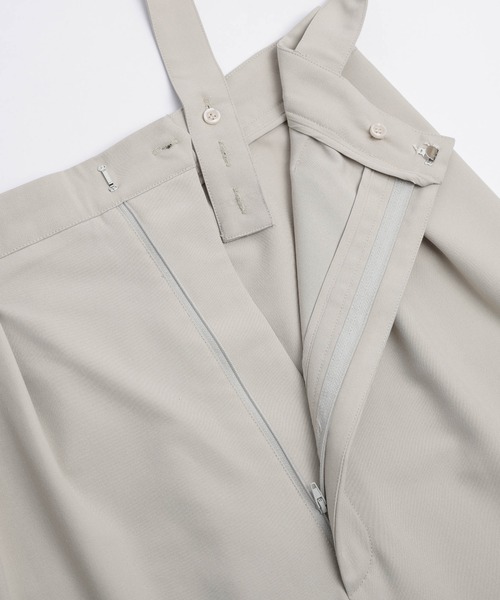 Lajour(ラジュール)の「【日本製】タックデザインサロペット(サロペット/オーバーオール・レディース・ベージュ系/アイボリー/ブラック/グレー・M/L)」の17枚目の写真