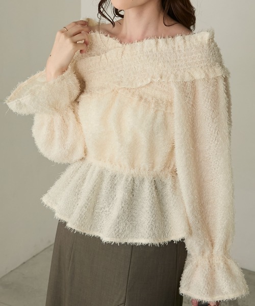 セール】【Cherir Mignon】2wayオフショルフリンジペプラムブラウス