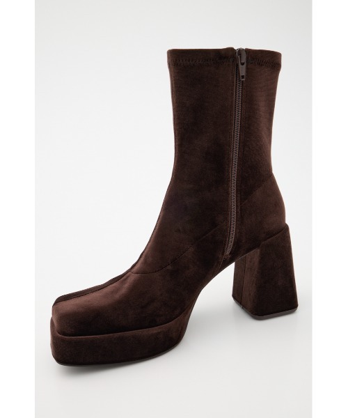 MOUSSY（マウジー）の「STRETCH BLOCK HEEL ブーツ（ブーツ・レディース・ブラウン/ブラック・SMALL/MEDIUM/LARGE）」の20枚目の写真