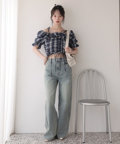 one after another NICE CLAUP（ワンアフターアナザーナイスクラップ）の「【サイズ展開あり】ワイドデニム（デニムパンツ・レディース・ライトブルー/ブルー/ブラック・SMALL/MEDIUM）」の8枚目の写真