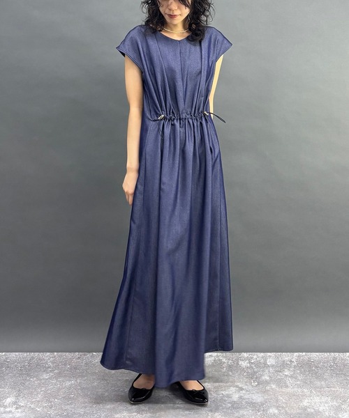 NICOLE white（ニコルホワイト）の「デニムワンピース（ワンピース・レディース・ブルー/ブラック・FREE）」の2枚目の写真