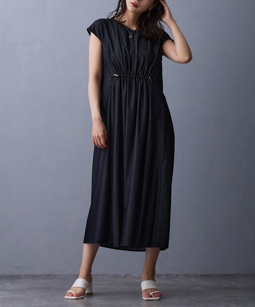 NICOLE white（ニコルホワイト）の「デニムワンピース（ワンピース・レディース・ブルー/ブラック・FREE）」の4枚目の写真