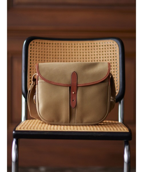 BRADY（ブレディー）の「Brady | STOUR（ショルダーバッグ・レディース・カーキ/ブラック・ONE）」の4枚目の写真