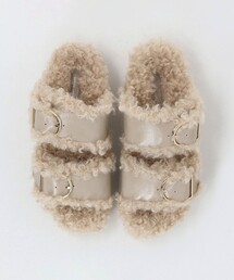 フェイクファー」に該当するサンダル（フラット）ファッション