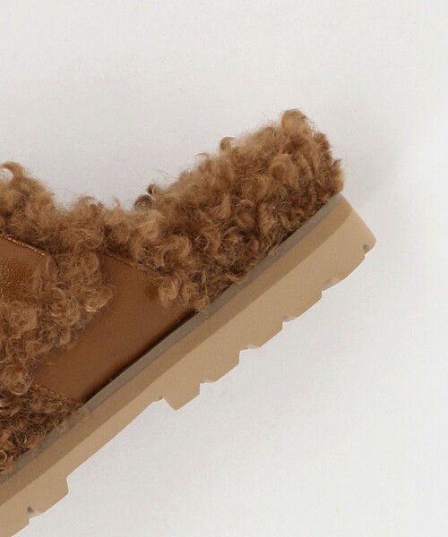 green label relaxing（グリーンレーベルリラクシング）の「ダブルベルト フェイクファー サンダル（サンダル・レディース・ベージュ/ブラウン系・S/L/M）」の14枚目の写真