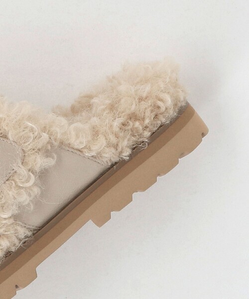 green label relaxing（グリーンレーベルリラクシング）の「ダブルベルト フェイクファー サンダル（サンダル・レディース・ベージュ/ブラウン系・S/L/M）」の17枚目の写真