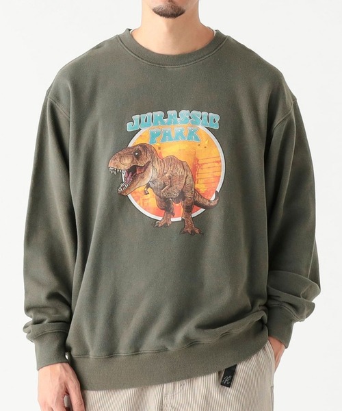 B:MING by BEAMS（ビーミングバイビームス）の「【別注 】UNIVERSAL / プリント スウェット（ユニセックス）（スウェット・メンズ・シルバー/ネイビー/チャコールグレー・L/M/S/XL）」の2枚目の写真