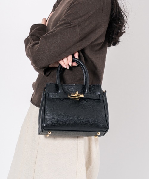 セール】【AULENTTI/オウレンティ】2WAYレザーショルダーバッグ セール】【AULENTTI/オウレンティ】2WAYレザーショルダーバッグ