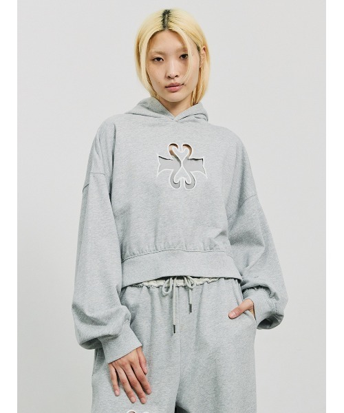 SORIN（ソリン　）の「SWAN Cutwork Balloon Hoodie/スワンカットワーク　バルーンフーディ（パーカー・レディース・ブラック/グレー/グリーン・38）」の7枚目の写真