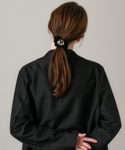 muku（ムク）の「CHOUCHOU/VELOUR（シュシュ・レディース・ブラック×ゴールド/ブラウン/ブラック×シルバー・FREE）」の19枚目の写真