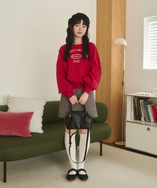 REMOON(リムーン)の「クルーネックフロッキープリントスウェット(スウェット・レディース・レッド/ネイビー/グレー・FREE)」の15枚目の写真