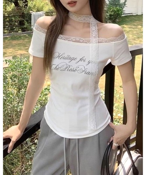 CHEER（チアー）の「レース切り替えタイ付きオフショルプリントトップス（Tシャツ/カットソー・レディース・ホワイト/グレー・M）」の4枚目の写真