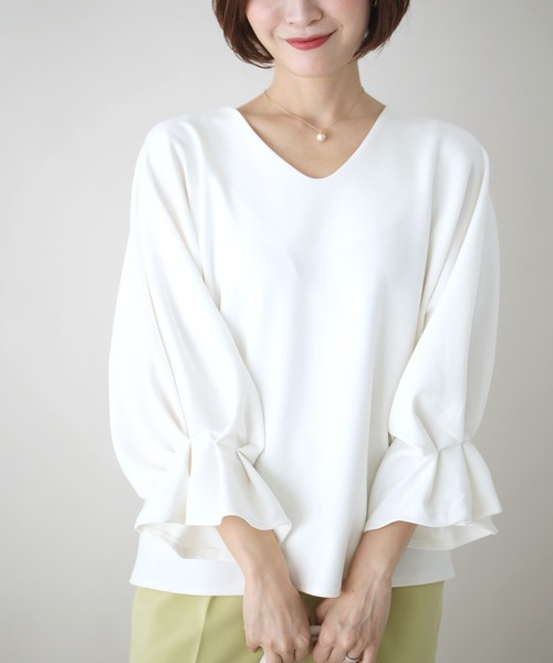Ehre style(エーレスタイル)の「楽きれい!袖フリルトップスコーデ6選(Tシャツ/カットソー・レディース・ブラック/ホワイト/ベージュ・FREE)」の2枚目の写真