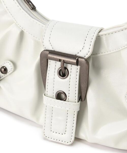 FREE'S MART（フリーズマート）の「ビッグベルトショルダーバッグ（ショルダーバッグ・レディース・ブラック/ホワイト・ﾌﾘ-）」の7枚目の写真