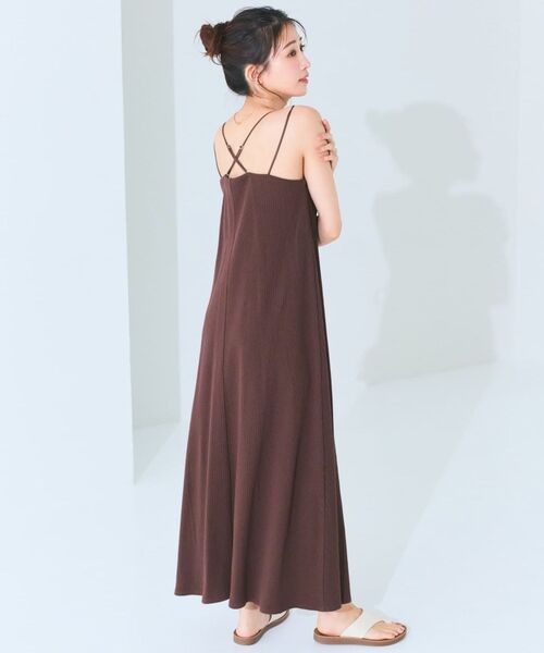 COHINA（コヒナ）の「カップ付きキャミワンピース 【低身長・小柄女性】（ワンピース・レディース・ブラック/ブラウン・REGULAR/SHORT）」の14枚目の写真