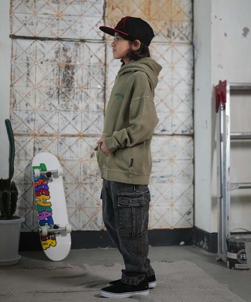 DC(ディーシー)の「DC/ディーシー 25 KD SKATE SKULL PH キッズ プルオーバー パーカー YPO254511(パーカー・キッズ・スミクロ/ベージュ・130cm/140cm/150cm/160cm)」の11枚目の写真