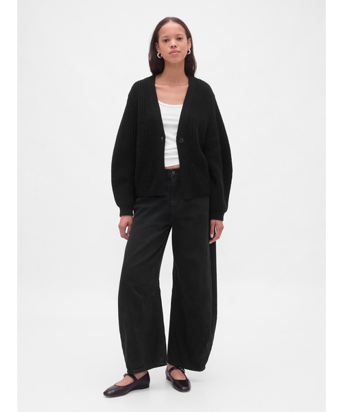 GAP(ギャップ)の「バレルスリーブ ニットカーディガン(カーディガン/ボレロ・レディース・ブラック/チャコールグレー・XXS/XL/L/M/S/XS)」の4枚目の写真