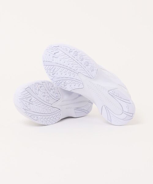 瞬足（シュンソク）の「【瞬足】ジュニアスポーツマジック（スニーカー・キッズ・ホワイト・19.0cm/20.0cm/21.0cm/21.5cm/22.0cm/22.5cm/23.0cm/23.5cm/24.0cm/24.5cm）」の3枚目の写真