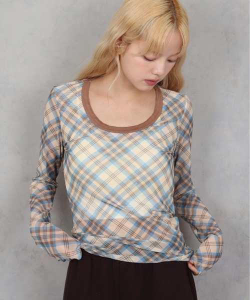 BARELY BLUE（ベアリーブルー）の「【 BARELY BLUE / ベアリーブルー 】 シアー クロス チェック ロンT（Tシャツ/カットソー・レディース・ピンク/ブルー・FREE）」の2枚目の写真