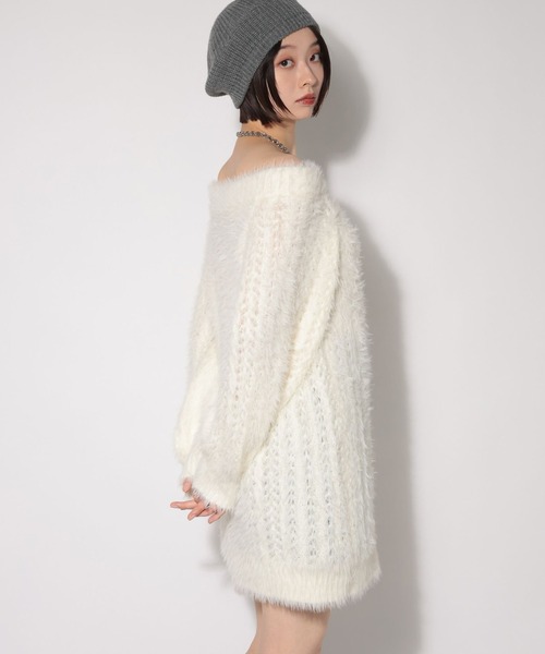 PAGEBOY(ページボーイ)の「ゆるフワニットワンピース(ワンピース・レディース・オフホワイト/ブラック・FREE)」の1枚目の写真