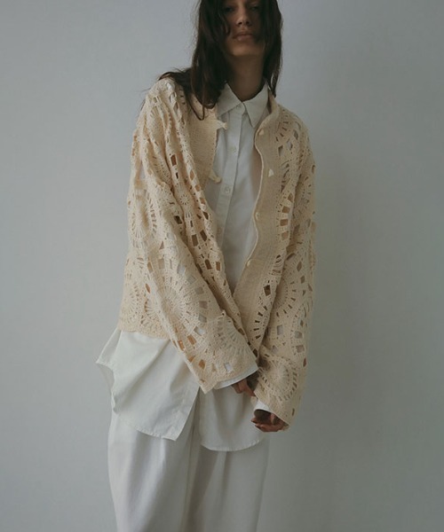ETRE TOKYO（エトレトウキョウ）の「エンブロイダリーニットジャケット（ニット/セーター・レディース・ブラック/アイボリー・M/S）」の10枚目の写真