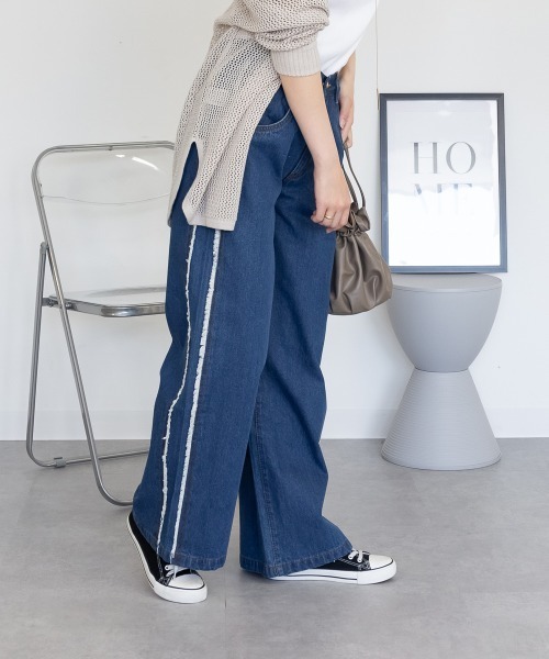 RCD(アールシーディー)の「サイドフリンジワイドデニム(デニムパンツ・レディース・ブルー/ライトブルー/ネイビー/ダークネイビー・LL/L/M)」の18枚目の写真