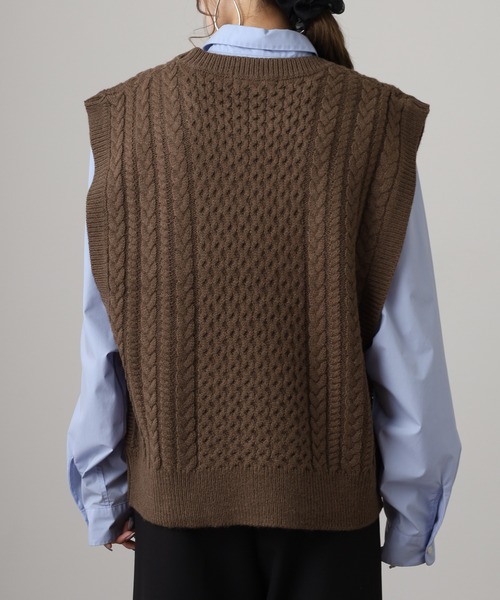 セール】アクリルウール ケーブルニットベスト（ベスト）｜OMNES