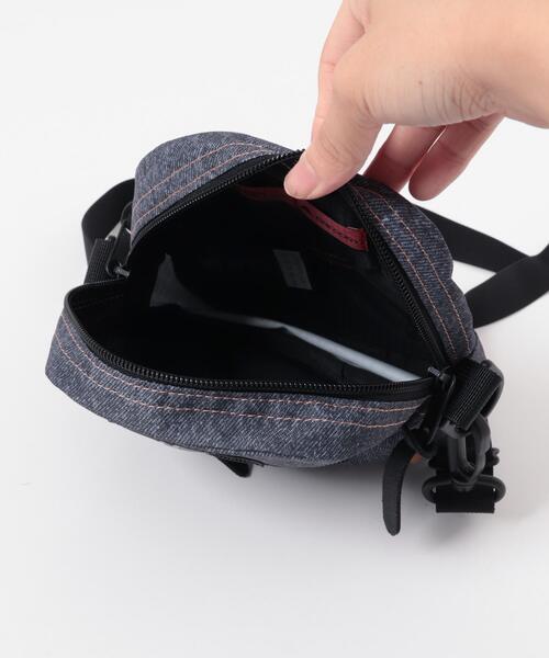 URBAN RESEARCH Sonny Label（アーバンリサーチサニーレーベル）の「NEEDBY heritage×GREGORY　QUICK POCKET M（ショルダーバッグ・レディース・グレー・FREE）」の3枚目の写真