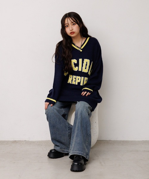 repipi armario(レピピ アルマリオ)の「ロゴルーズニットVPO(ニット/セーター・キッズ・ネイビー/ブラック/サックスブルー系・LARGE/MEDIUM/SMALL)」の21枚目の写真