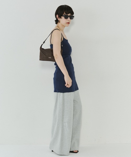 VION(ヴィオン)の「ワイドスウエットパンツ / Wide Sweat Pants(スウェットパンツ・レディース・ネイビー/オフホワイト/グレー・SMALL/MEDIUM)」の6枚目の写真
