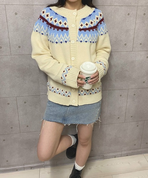 NANEA（ナネア）の「ノルディック柄ジャガードニットカーディガン（カーディガン/ボレロ・レディース・ホワイト/ブラウン・フリー）」の21枚目の写真
