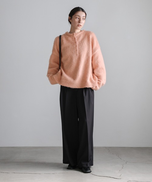 select MOCA（セレクトモカ）の「ウールタッチヘンリーネックオーバーニット（ニット/セーター・レディース・ピンク/アイボリー/ブラック/グレー・FREE）」の6枚目の写真