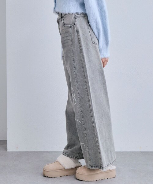 OLIVE des OLIVE(オリーブデオリーブ)の「ワイドデニムパンツ(デニムパンツ・レディース・グレー/ブルー・MEDIUM/SMALL)」の4枚目の写真