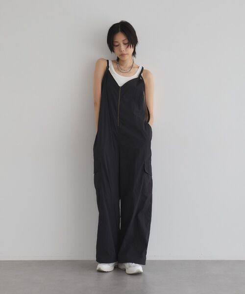 GARAGE OF GOOD CLOTHING（ガレージオブグッドクロージング）の「フロントファスナーオールインワン（サロペット/オーバーオール・レディース・ダークカーキ/ブラック・FREE）」の5枚目の写真