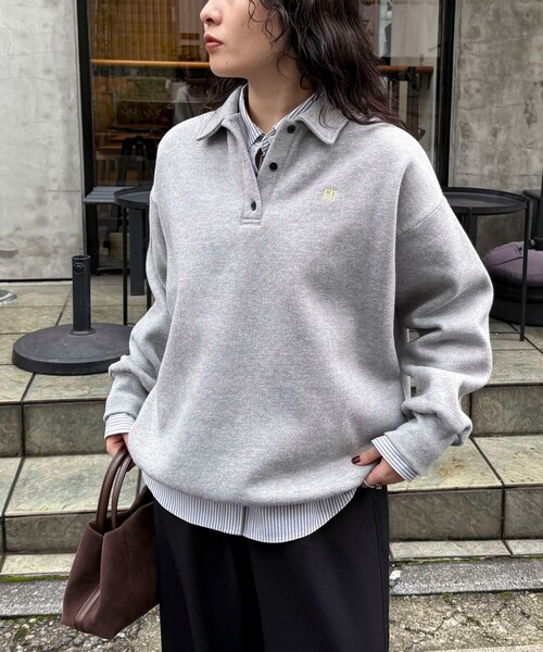 fredy emue(フレディエミュ)の「FR刺繍衿付き起毛スウェットプルオーバー(スウェット・レディース・ボルドー/ネイビー/アイボリー/グレー・38)」の1枚目の写真